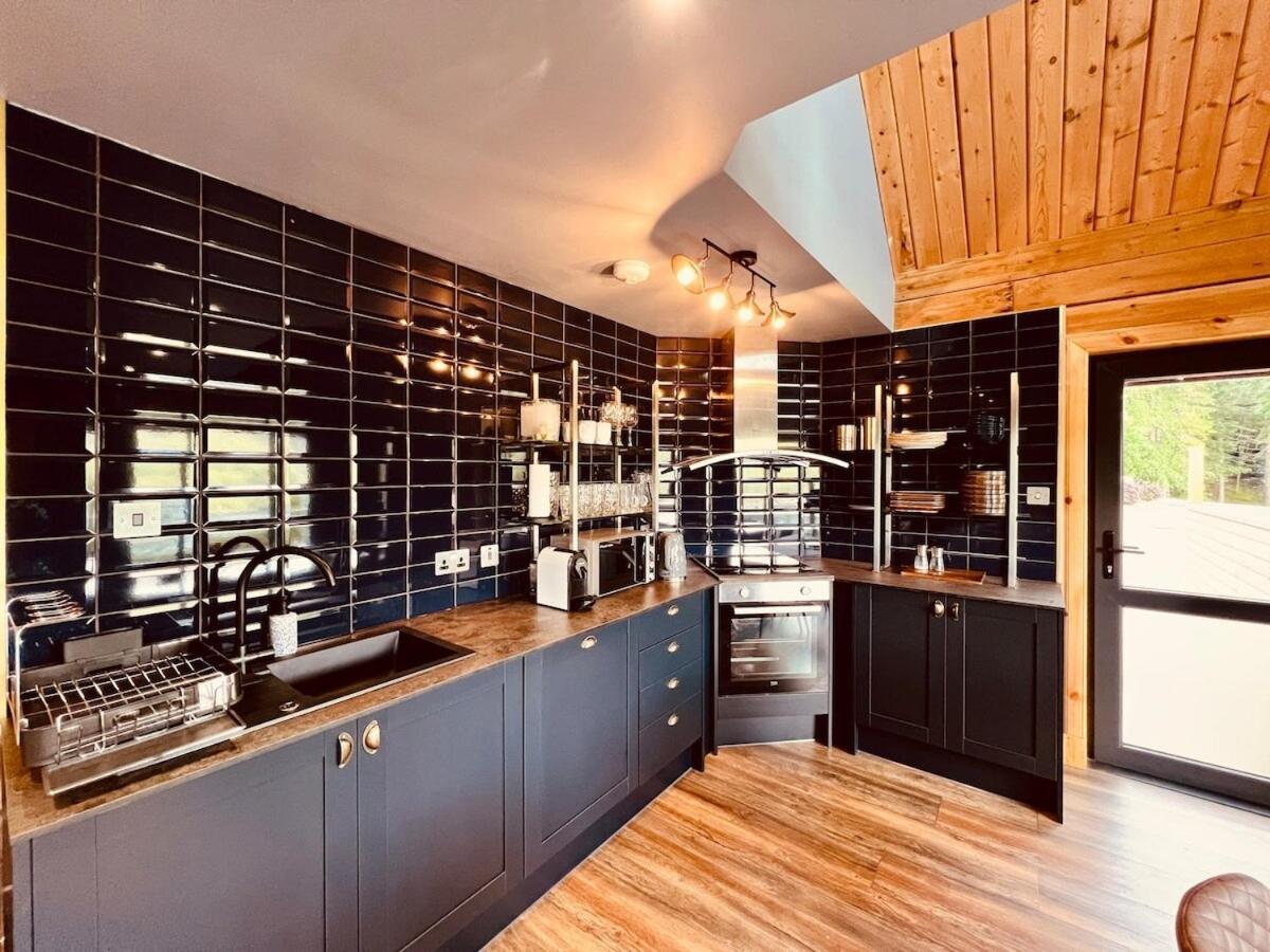Lodges On Loch Ness Inverness Room photo
